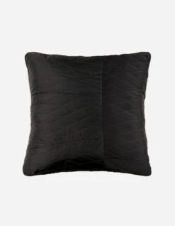 Maharishi 6426 XL TriQuilted Cushion 路 Vintage Military Surplus Black