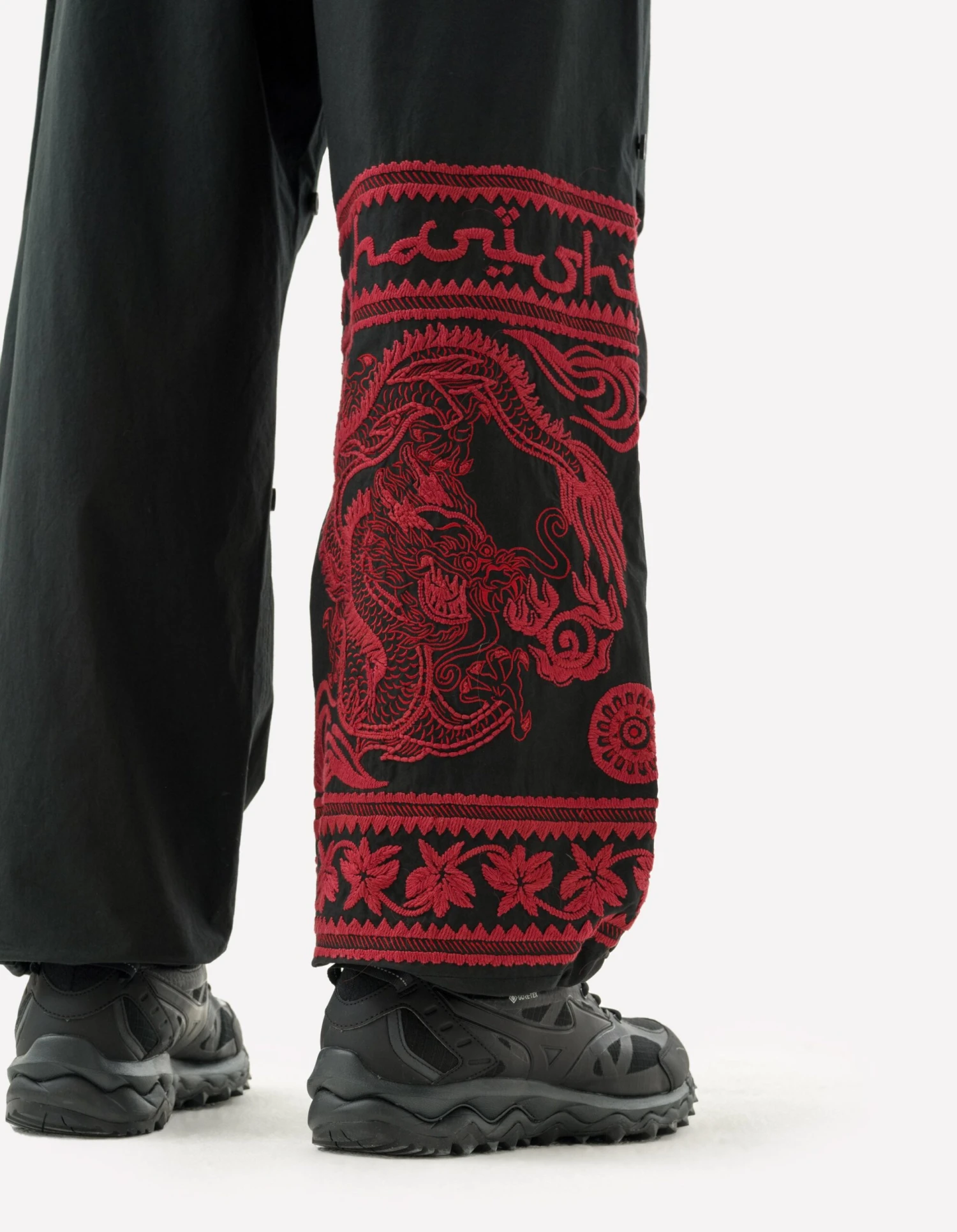 Maharishi 5238 Desert Dragon Loose Snopants Black 5 Maharishi 5238 Desert Dragon Loose Snopants Black - Image 5